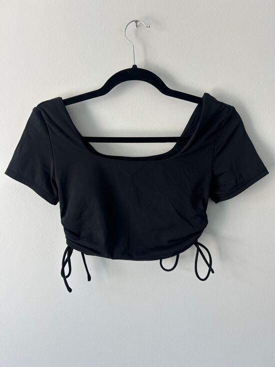 JoyLab Tops - JoyLab Black Cropped Short Sleeve Side Cinch Active Top  Extra Small